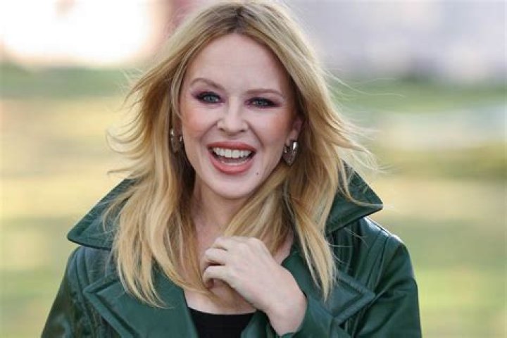 Dannii Minogue Net Worth: Details About Singing, Income, Bf, Age, Career - SarkariResult