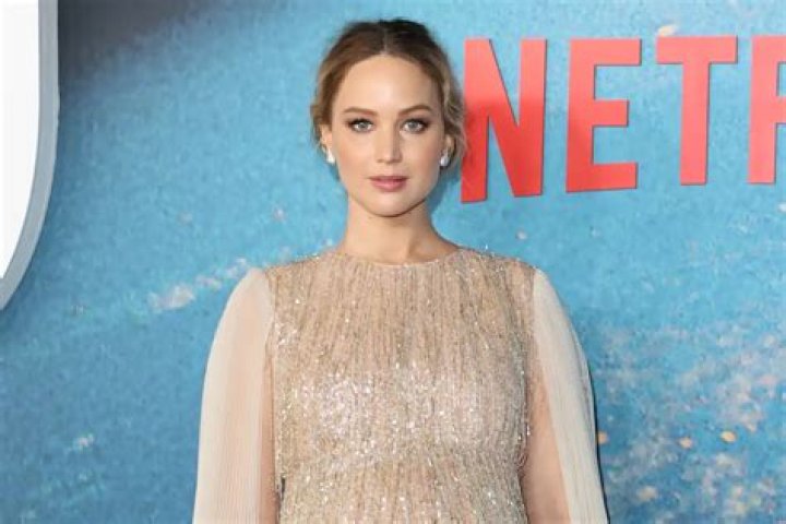 Jennifer Lawrence Net Worth: Details About Age, Earnings, Movie, Cars - SarkariResult