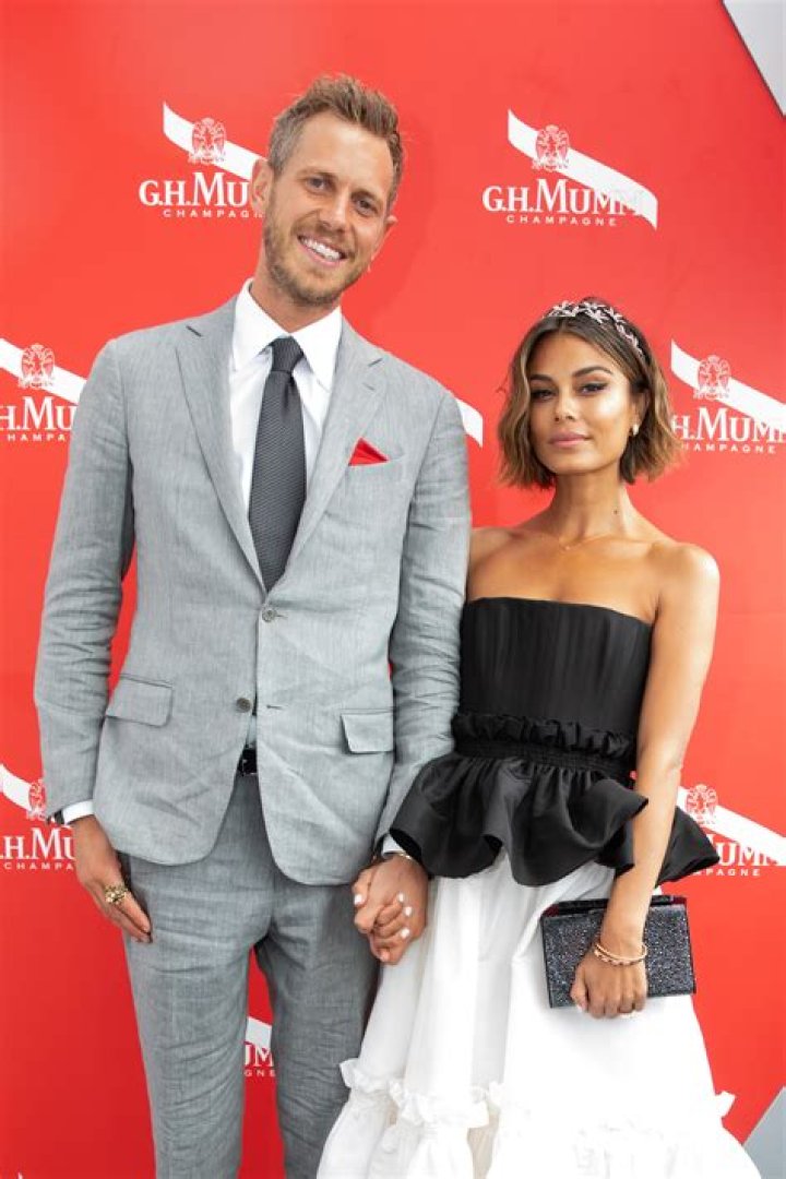 Jordy Burrows Bio, Wife, Wedding, Nathalie Kelley, Family, Height, Age