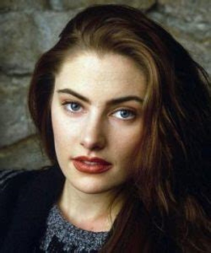 Mädchen Amick Height, Weight, Measurements, Bra Size, Shoe Size