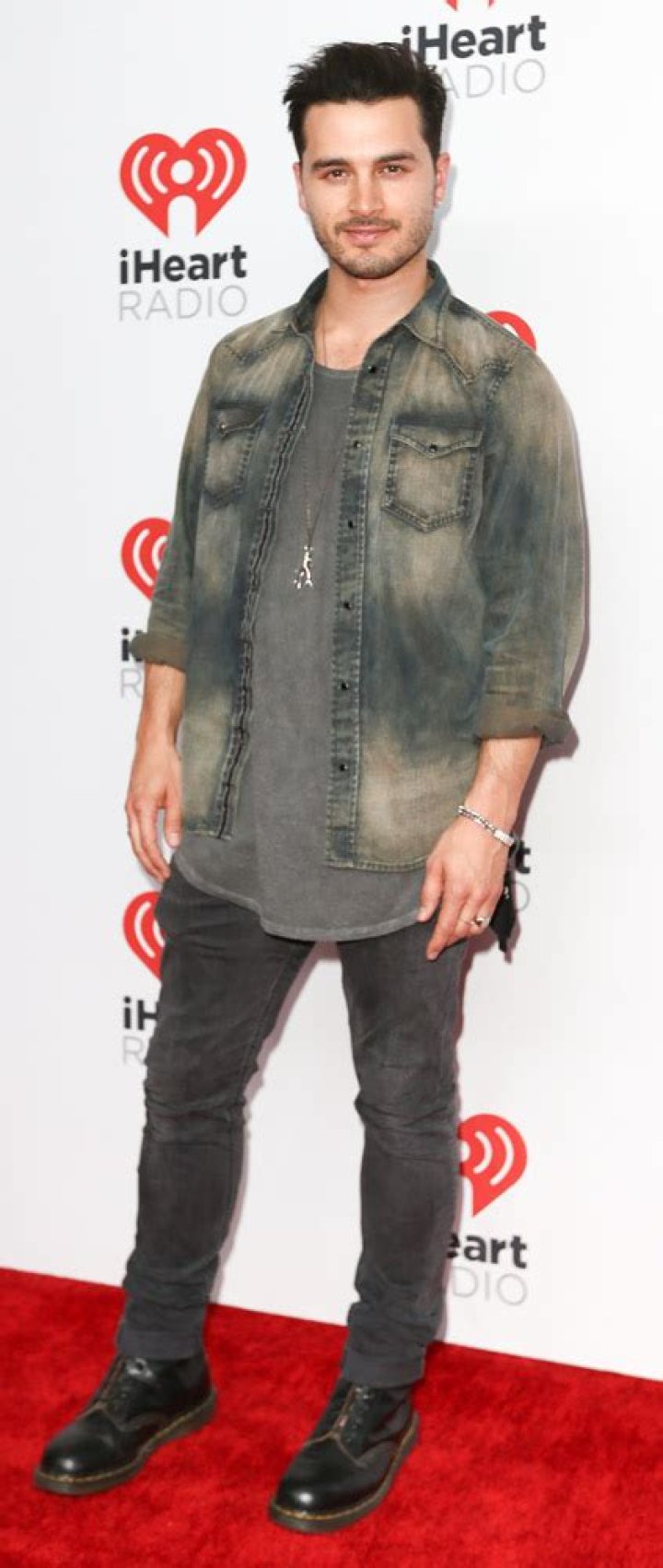 Michael Malarkey Height, Weight, Body Measurements, Shoe Size