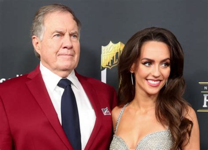 Mike Holmes sees a wife in his current girlfriend, is he planning on getting married? Or is he willing to start a family?Find more on his past relationships and his new show!