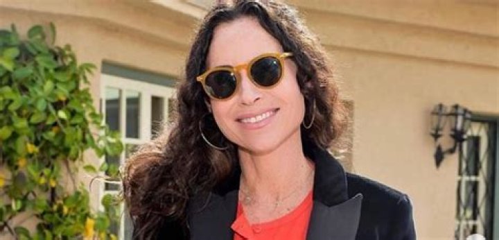 Minnie Driver Height, Weight, Measurements, Bra Size, Shoe Size