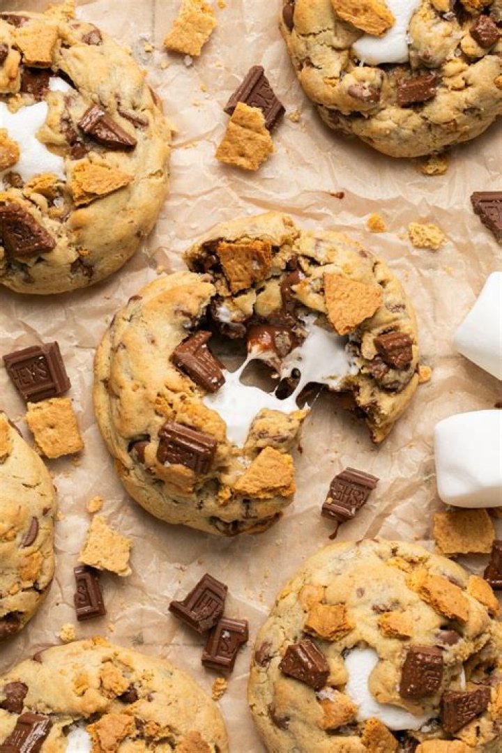 S'mores Cookies - Celebrating Sweets