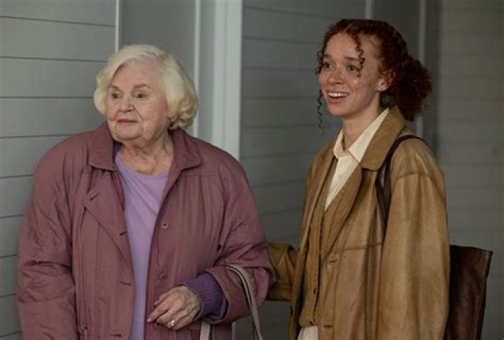 What is the age of Erin Kellyman? Know more her parents